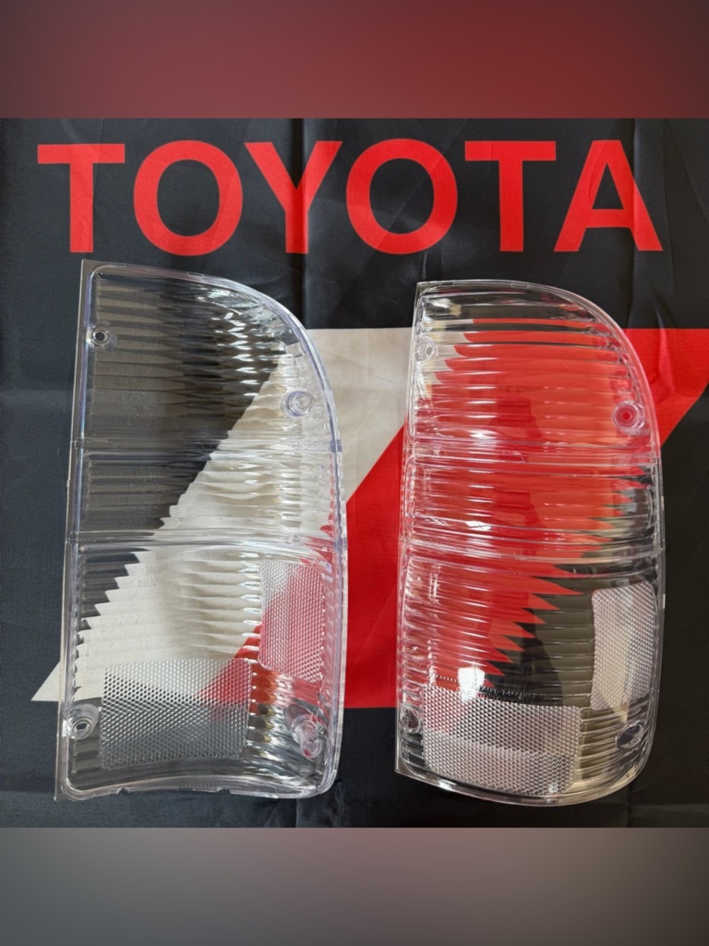 (PAIR) CLEAR Tail Light Rear Lamp only Toyota Tacoma (01-04) Pickup Truck (NEW)